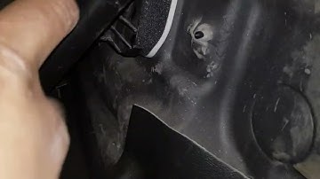 Renault Trafic Opel Vivaro inside air filter replacement