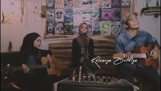 Bertaut - Nadin Amizah ( Cover by Nazla Anggi /Keluarga Bertiga #bertaut