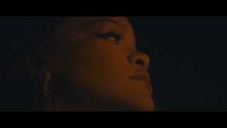 Rihanna - Lift Me Up (Dj Dark Remix) Resimi