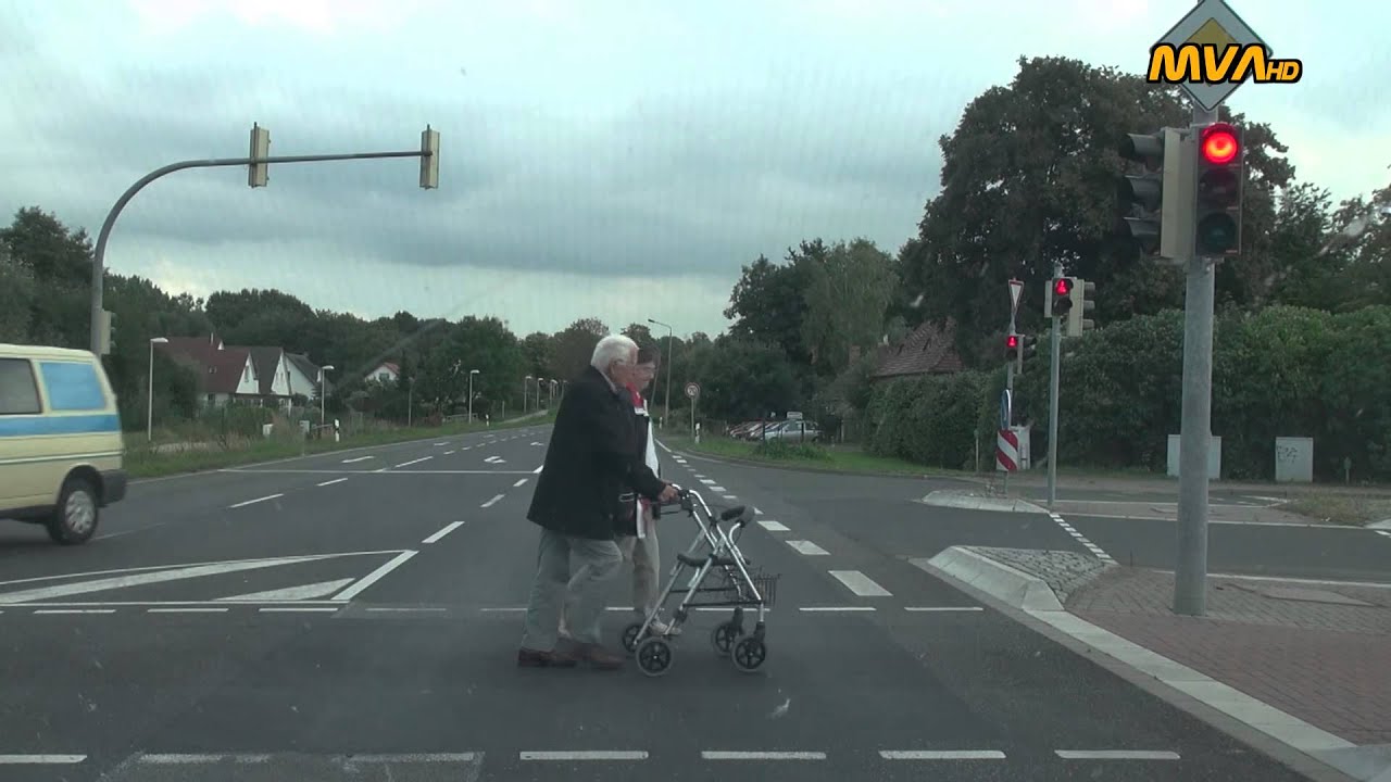 Fahrt von der Insel Rügen auf der B96 /B105 /B109 /B111 bis Wolgast
