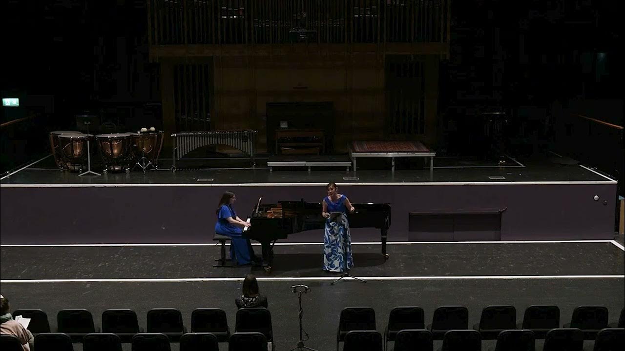Là-bas, vers l'église - Ravel / Juliana Carozza - Piano & Ivana Lesesma - Soprano Là-bas, vers l'église - Ravel / Juliana Carozza - Piano & Ivana Lesesma - Soprano