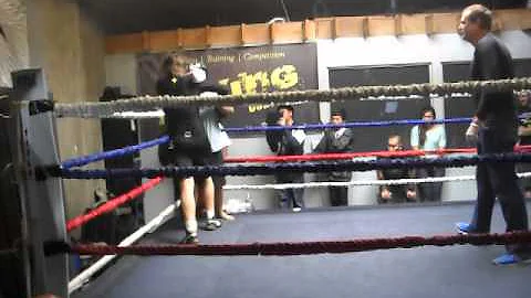 brad crouse 1st fight round 2
