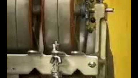 How a reel bundle works on a Mills Slot Machine (produced by Coin Op Preservation Society)