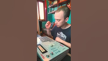 Making a classic Mobb Deep hip hop beat on the mpc 2000