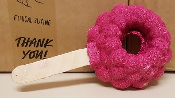 "Raspberry Blower" Reusable Bubble Bar Review and Demo: LUSH Reviews #598