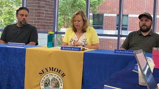 Seymour School Board Announces Member's Resignation