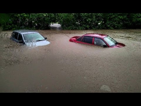 Ураган в Москве. Последствия ливня и ветра в Москве.