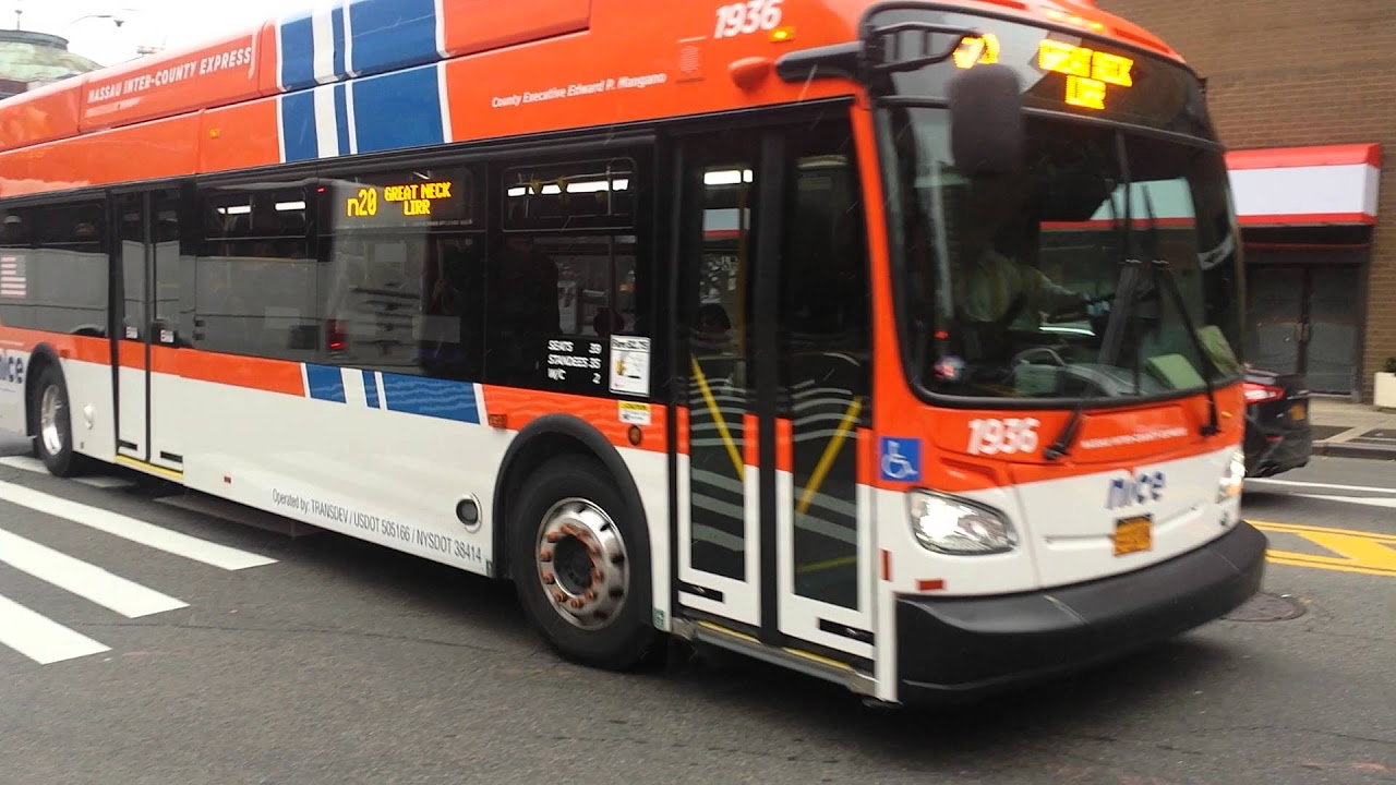 n line  preciaus  11、13 VAL-US-277/80/4+0-FM - Surge protection device - 2910380