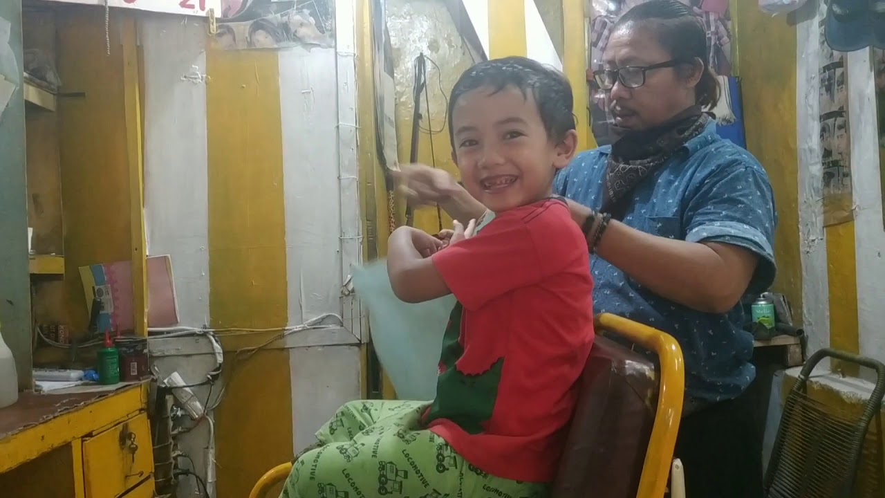 Ravi Potong  Rambut  di  Barber Shop YouTube