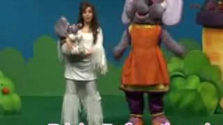 Video thumbnail of "Para dormir a un elefante    Adriana.mpg"