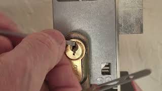 (159) Why Do Locksmiths Pick In The Wrong Direction   Because Sometimes Its Easier.