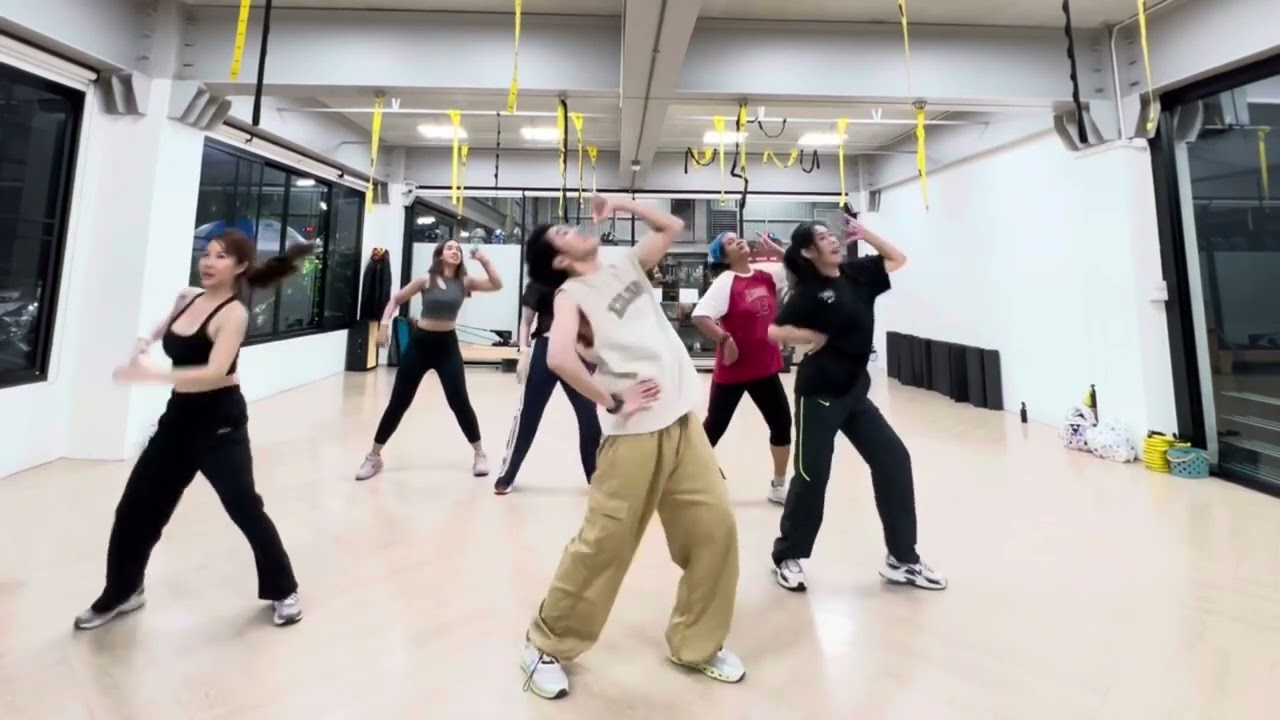 ชุดการเเสดง ป4 2569