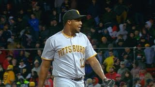 PIT@BOS: Nicasio fans two in scoreless inning