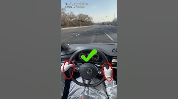 How to turn the steering wheel correctly while driving #driving #car#manual #tips #skills #carsoft