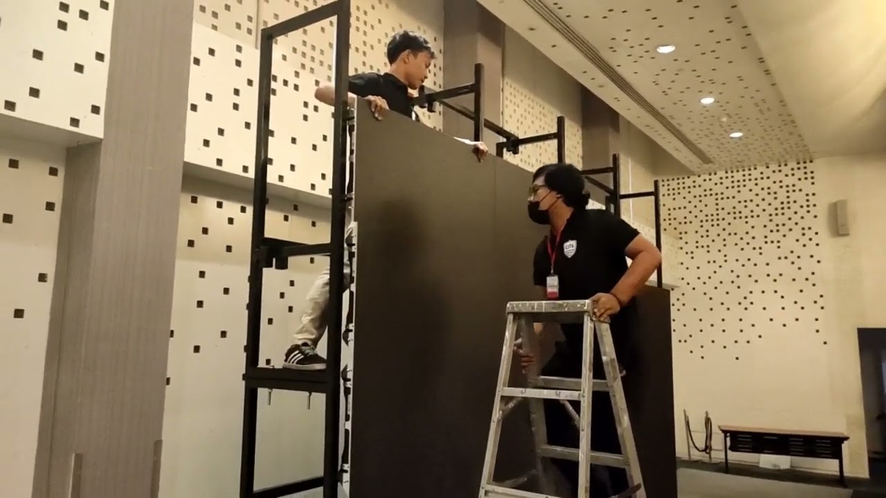 Pemasangan LED Videotron Absen P 2.5 size 3x4 meter