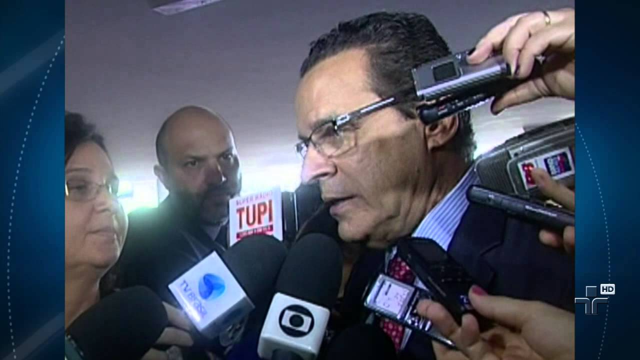 Deputado João Paulo Cunha se apresentou na penitenciária da Papuda YouTube Deputado João Paulo Cunha se apresentou na penitenciária da Papuda YouTube