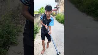 Không Biết Làm Cò Súng Kiểu Gì