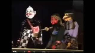 Tertawa bareng cepot wayang golek bobodoran