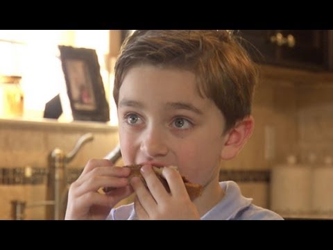 Boy With Severe Food Allergy Can Only Eat 7 Foods | Good Morning America | Abc News