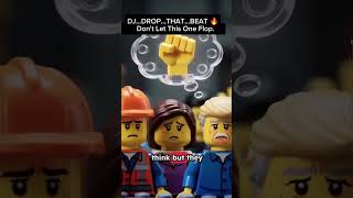 Rap Battle Obama Vs Trump ( 2 Terms, 2 Mics, One Beat ) - Lego Wars