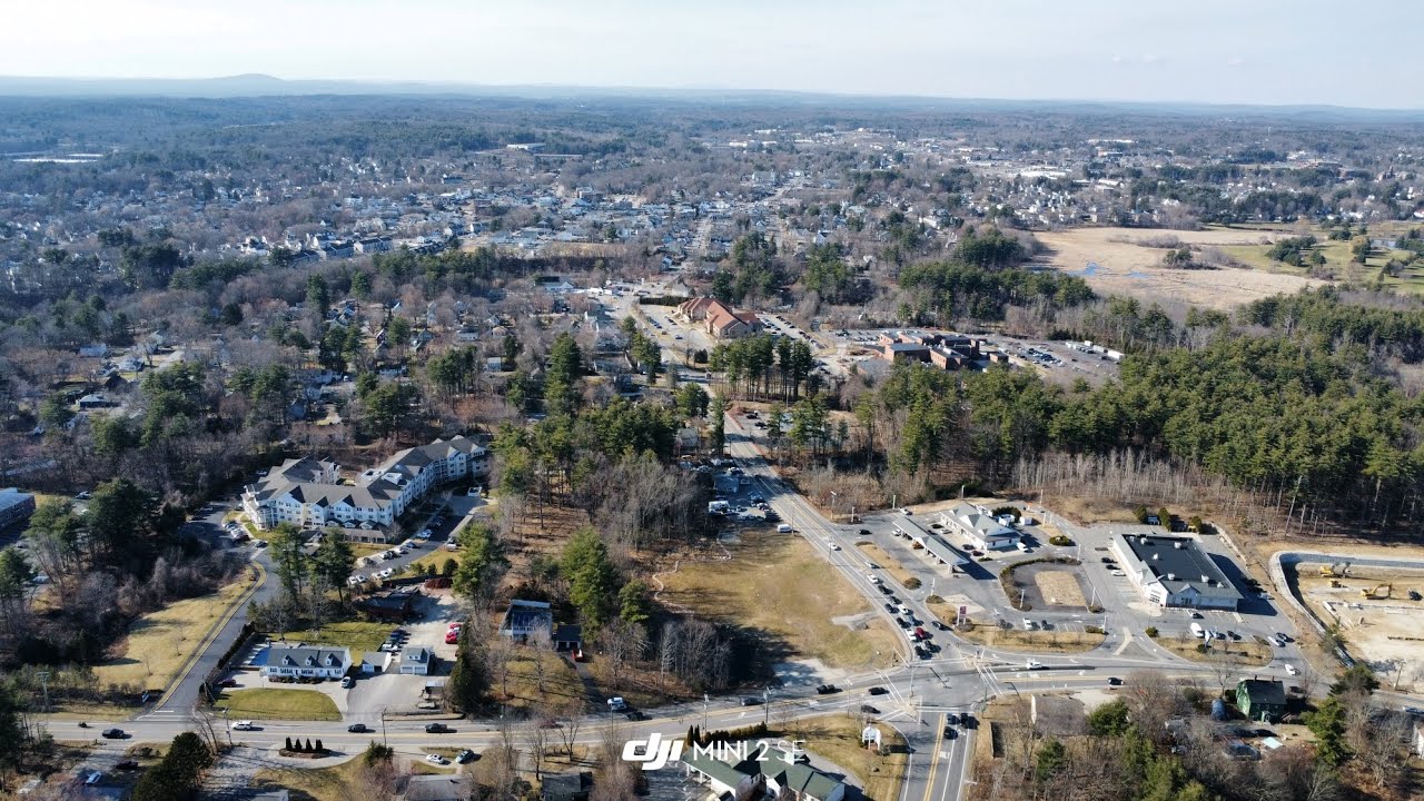 DJI Mini 2 SE flying over Derry, NH
