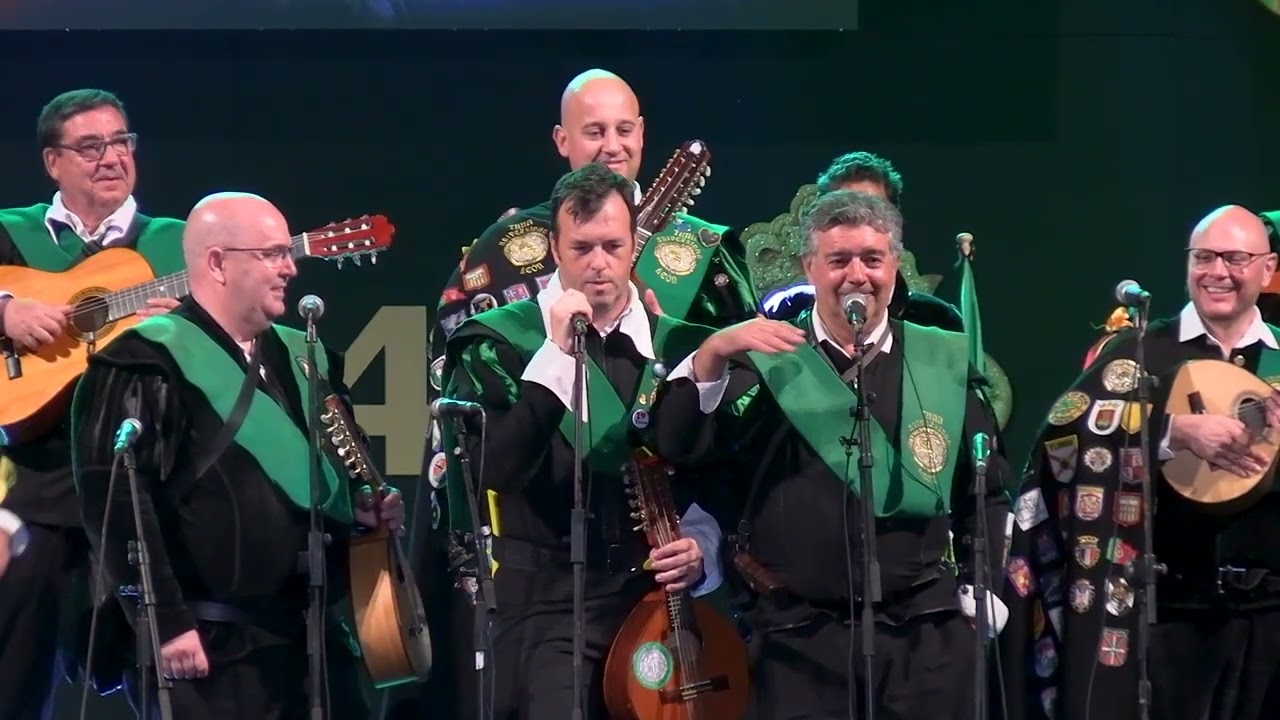 Actuación de Tunas en el 40 aniversario de la Tuna de Distrito