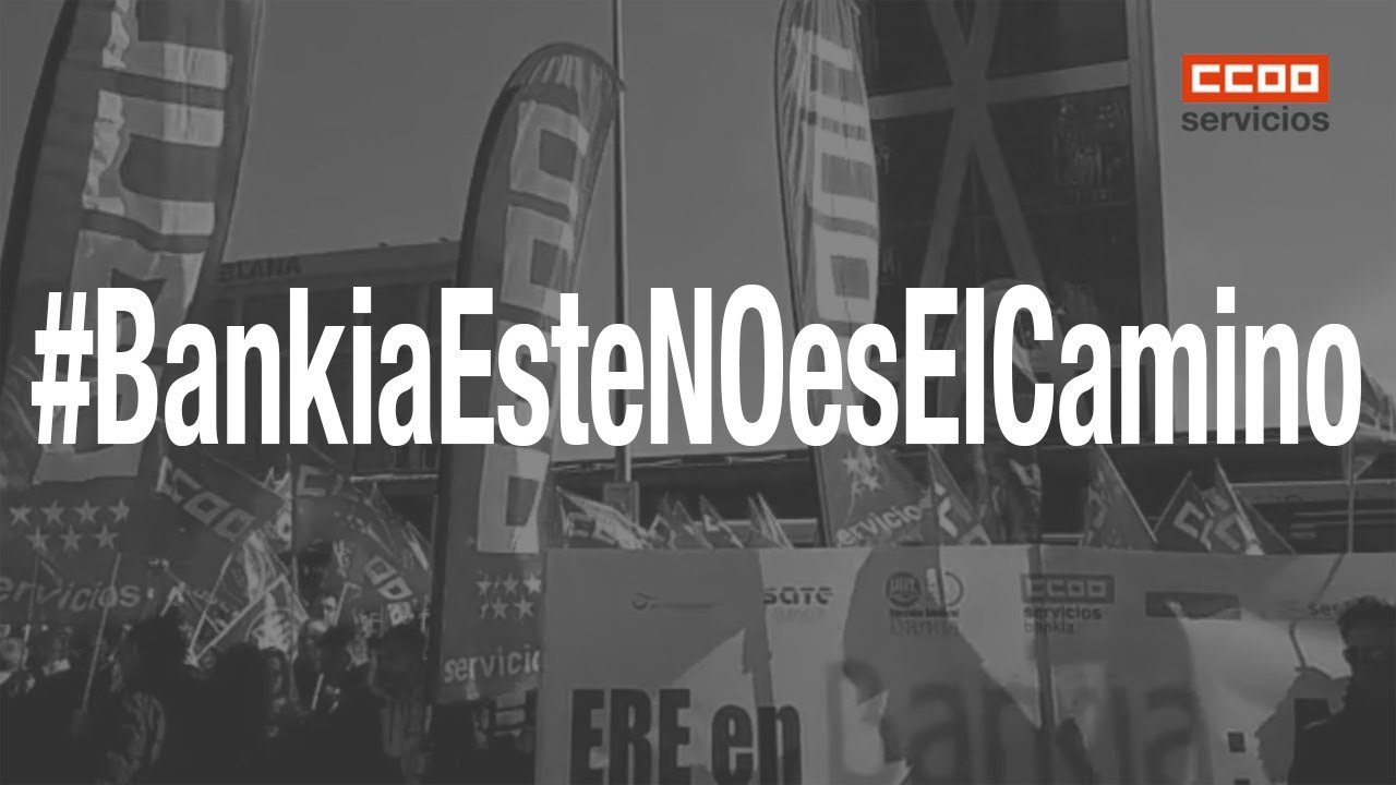 CCOO se concentra en protesta por el ERE en Bankia - YouTube