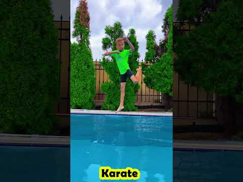 Tipuri de oameni la piscină 🌊 Types of people at the pool 🤣 Funny #shorts