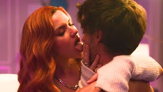 Chloe \& Raúl | Kissing Scenes | Elite - Season 7