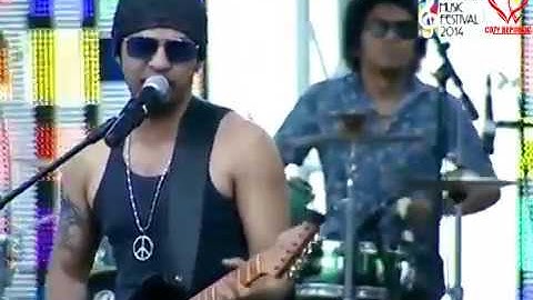 Cozy Republic - Republik Uye (live Jakarta Music Festival)