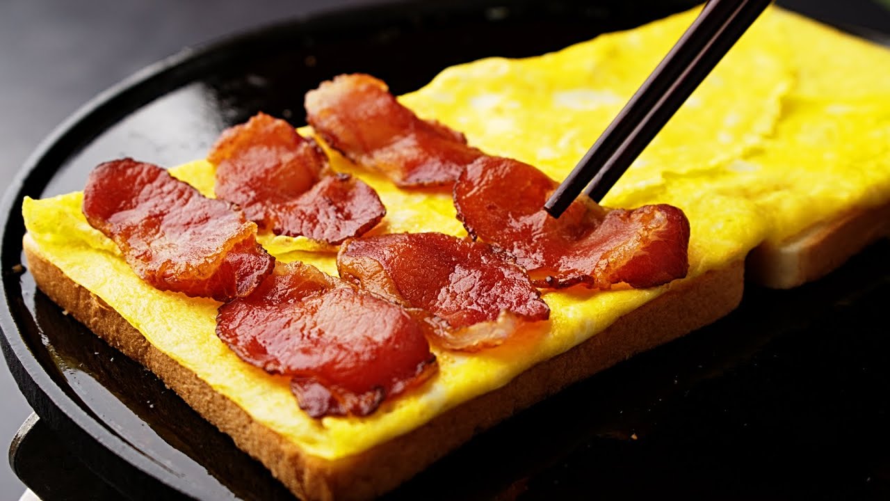 bacon egg and cheese sandwich (breakfast egg sandwich hack, 에그 샌드위치 만들기) - Korean street food