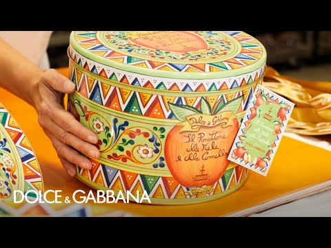 #DGFattoAMano: The new Apple and Cinnamon Panettone by DolceGabbana and Fiasconaro