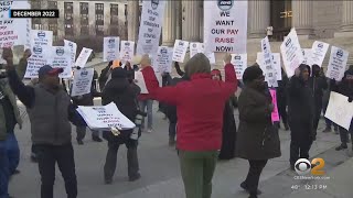 Uber drivers striking for pay raise