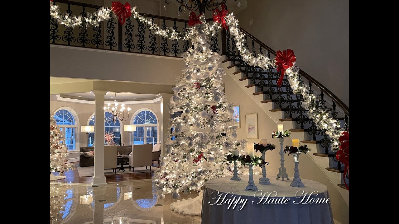Full Home Holiday and Christmas Tour 2020 includes Foyer, Family Room ...