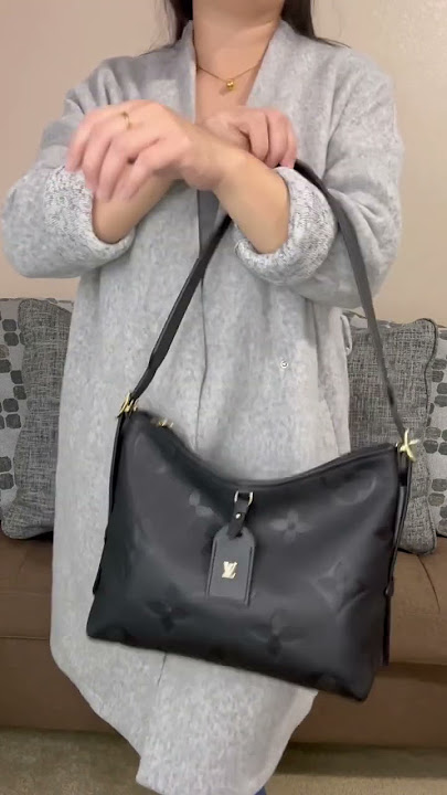 Louis Vuitton Blanche MM unboxing and reviews. 