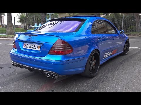 renntech-mercedes-benz-e55-amg-doing-crazy-burnout!