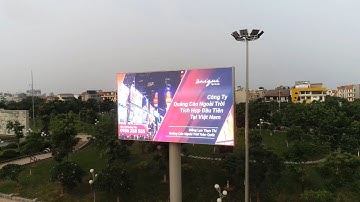 Unique xuất hiện trên màn hình LED ngoài trời tại Công viên Nguyễn Văn Cừ (Bắc Ninh)