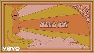 Miniatura de vídeo de "Zella Day - Man on the Moon"