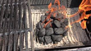 How To Start A Charcoal Grill Quickly.