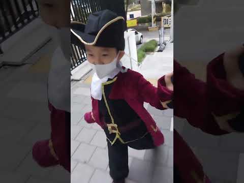 해적 커스튬 팝니다 댓글 주세요