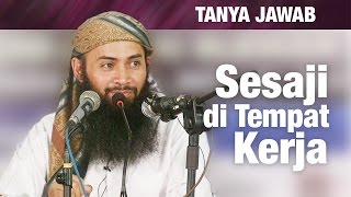 Konsultasi Syariah: Sesaji di Tempat Kerja - Ustadz Dr. Syafiq Riza Basalamah, M.A.