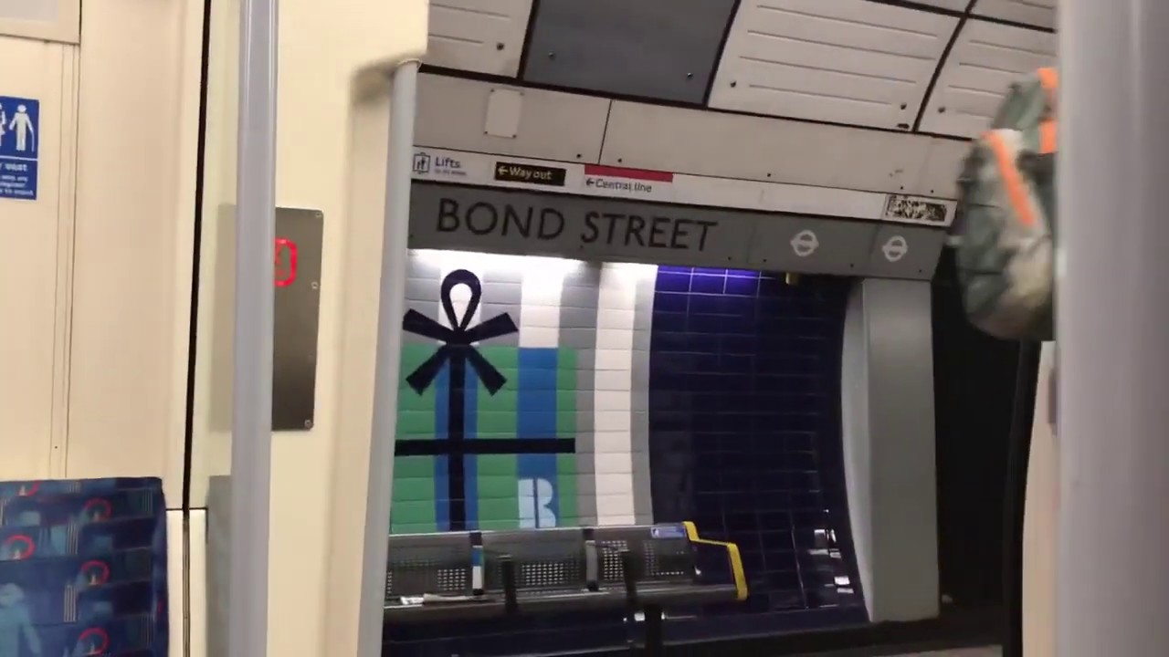 London Underground Jubilee line from Baker Street to Waterloo