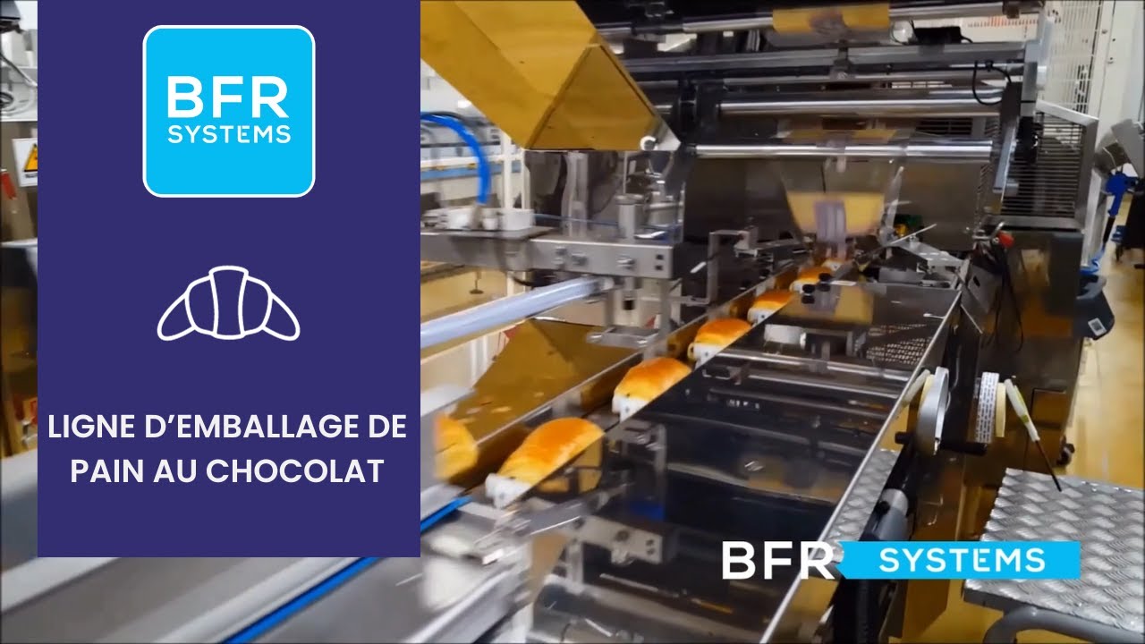 Lignes d'emballage de pain au chocolat / Chocolate croissant packaging lines.