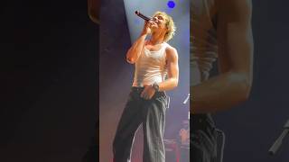 Ross Lynch - Leave Me Feeling Confident - live in Omaha