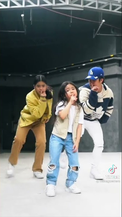 TIKTOK /NIANA GUERRERO GET IT LET IT ROLL TIKTOK DANCE MOVES