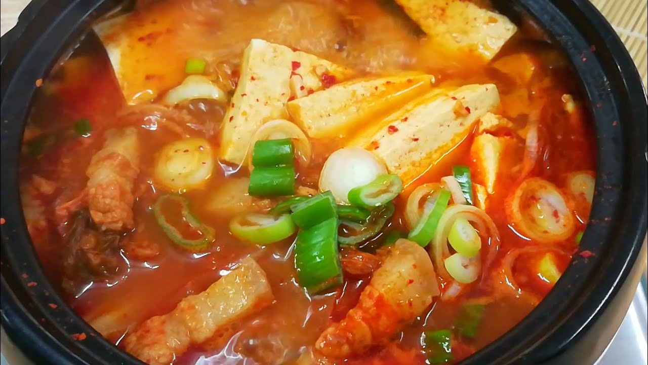 ซุปกิมจิ กิมจิจิเก(Kimchi Jjigae) อร่อยต้องลอง