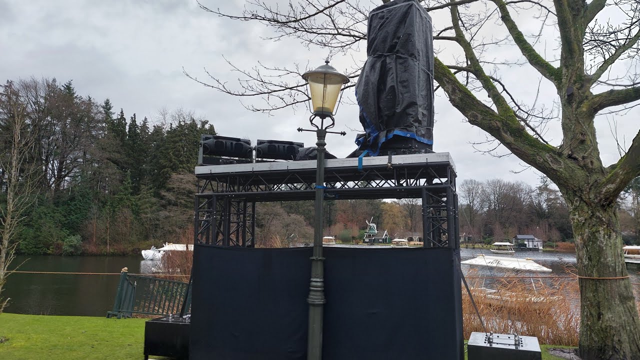 De installaties van het oud en nieuw feest in de Efteling 2022/2023