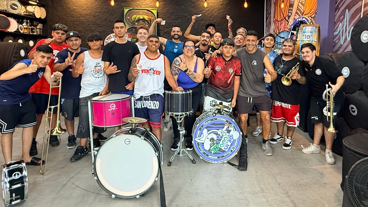 El Dream Team recibe a músicos del Dim de Colombia 