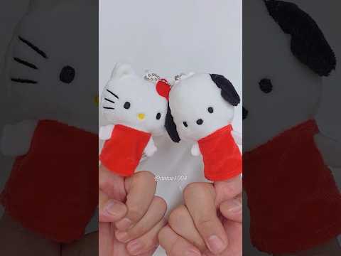 Unboxing Sanrio Puppet Keychain <strong>Blind</strong> Box! 산리오 손가락 인형 랜덤깡 #shorts #sanrio #hellokitty #blindbox