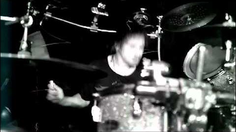 Korn - Narcissistic Cannibal feat. Skrillex and Kill the Noise